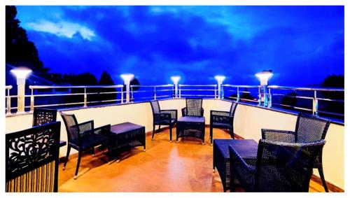 hotel zambala retreat