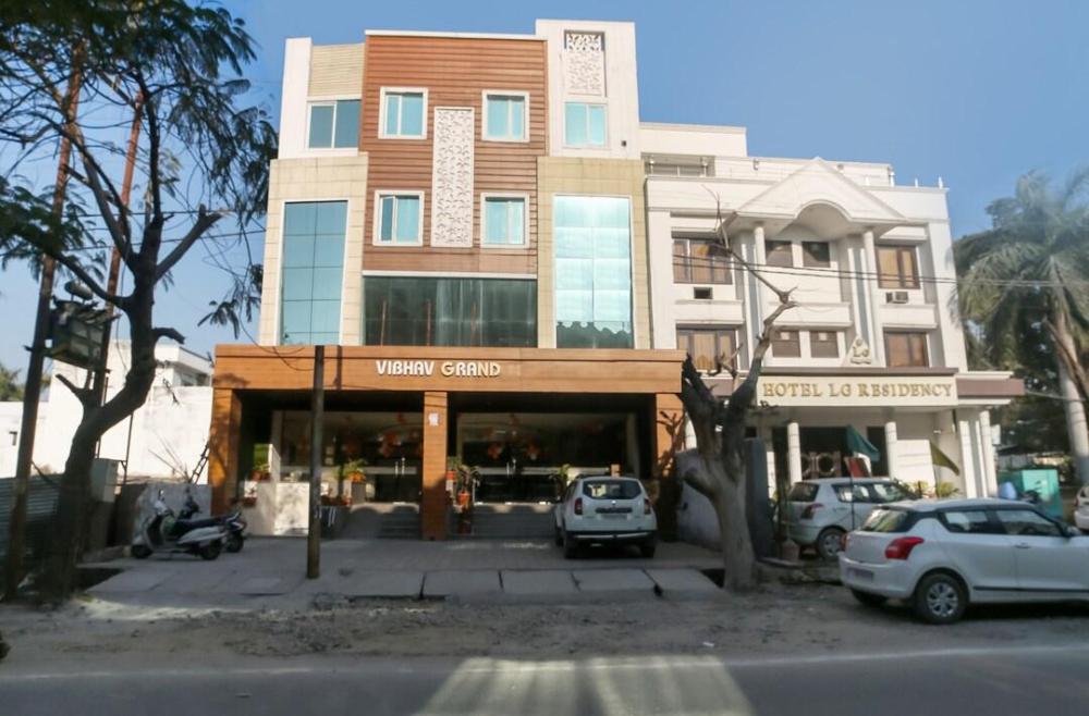 vibhav grand