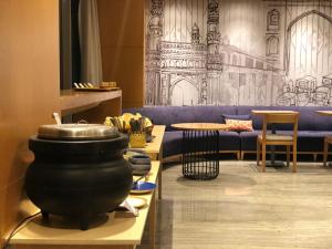 holiday inn express hyderabad banjara hills by ihg