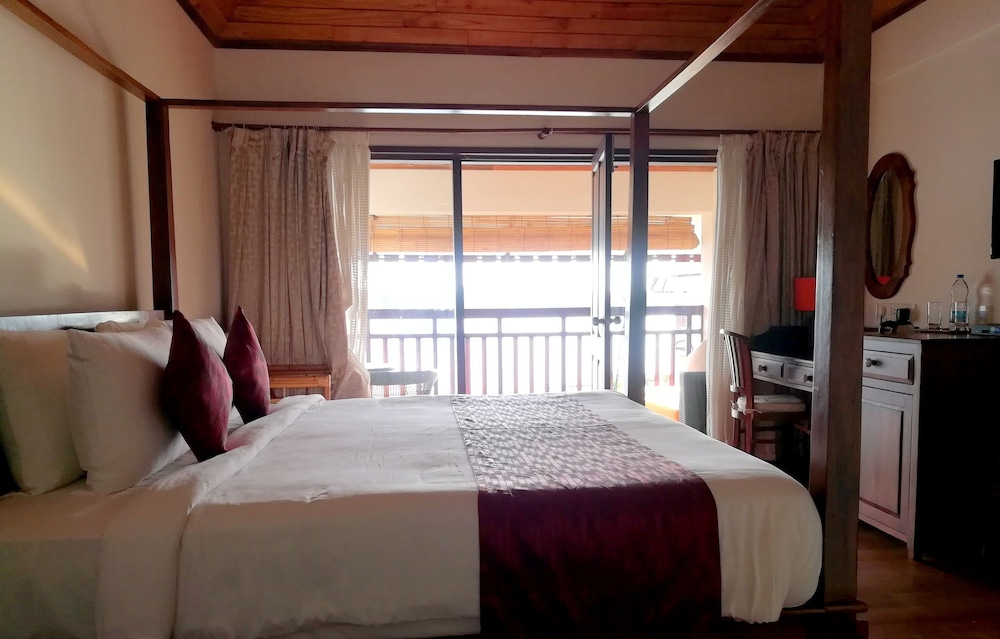 paloma backwater resorts