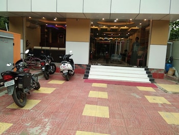 hotel vinayak