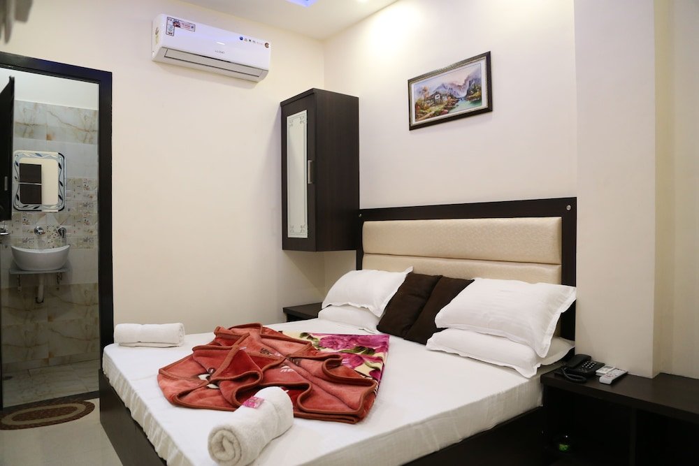 Hotel Chohan Residency,Baba Bakala>>Amritsar,2 star