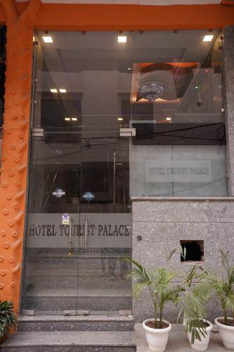 hotel tourist palace