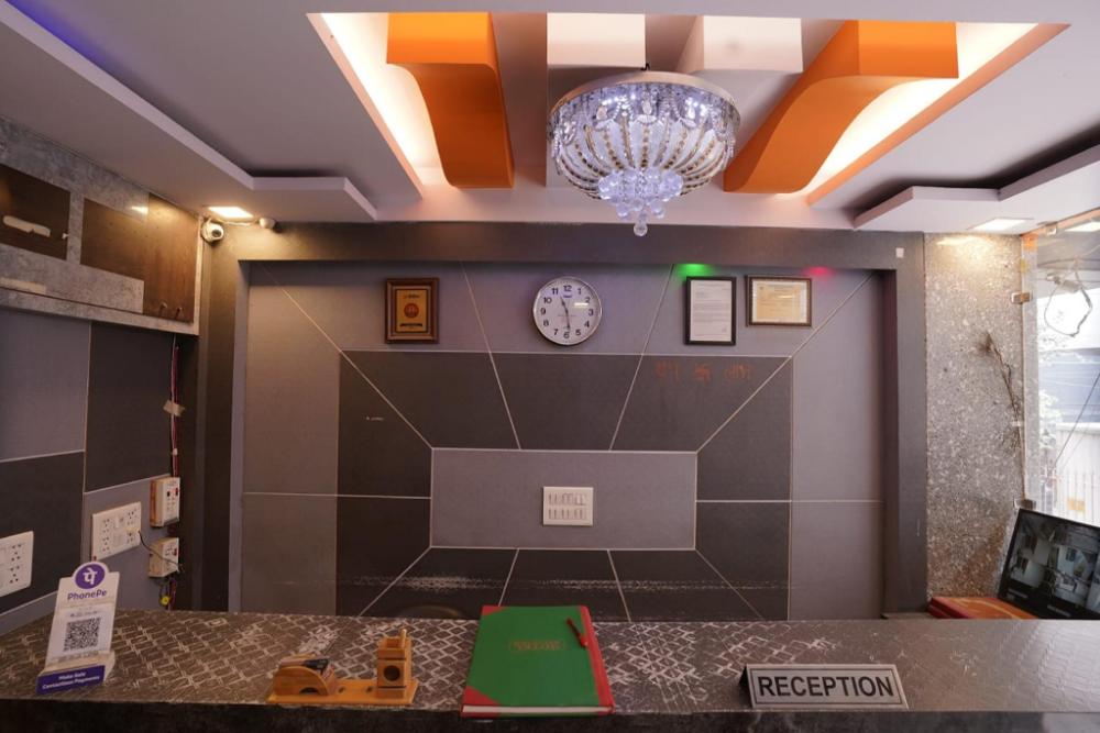 hotel tourist palace