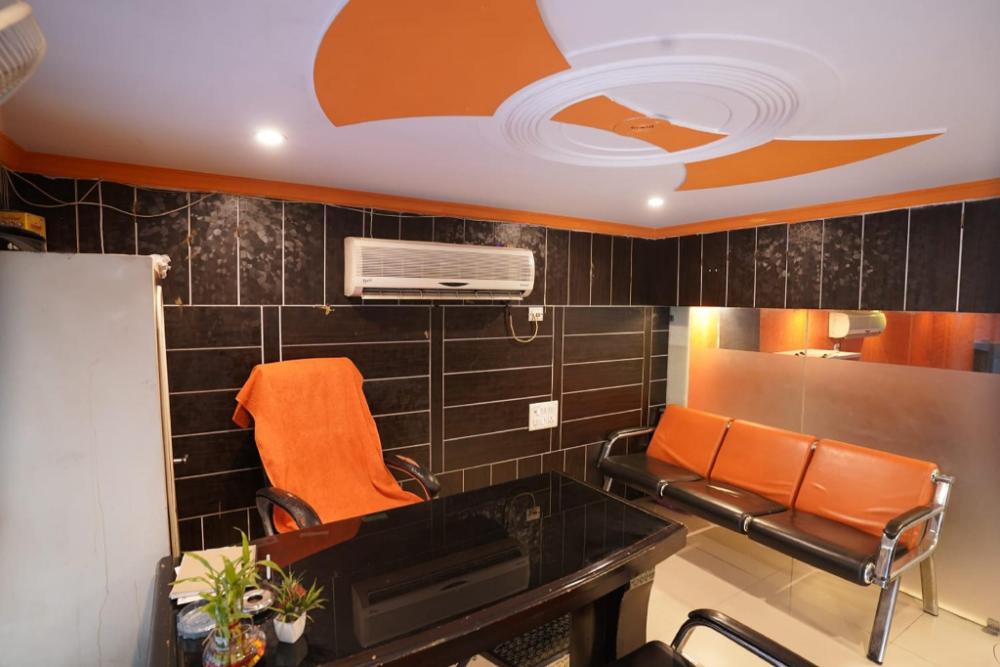 hotel tourist palace