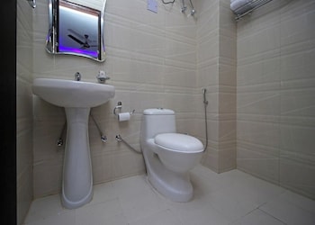 hotel tourist palace