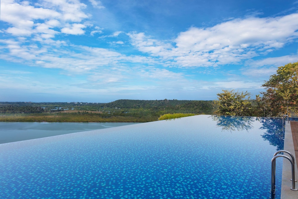 Doubletree By Hilton Goa - Panaji,Panjim-Panaji,5 star