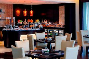 marriott hotel al jaddaf dubai