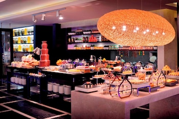 marriott hotel al jaddaf dubai