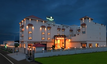lemon tree hotel coimbatore