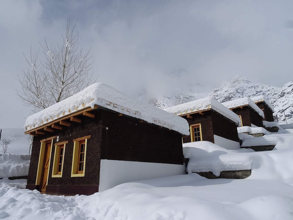 ashina eco resort