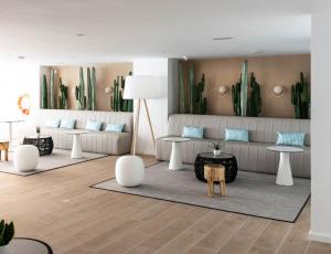 Bluesea Mediodia,In Playa De Palma (El Arenal),3 star