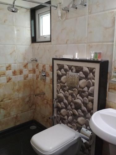 white castle boutique apartment hotel