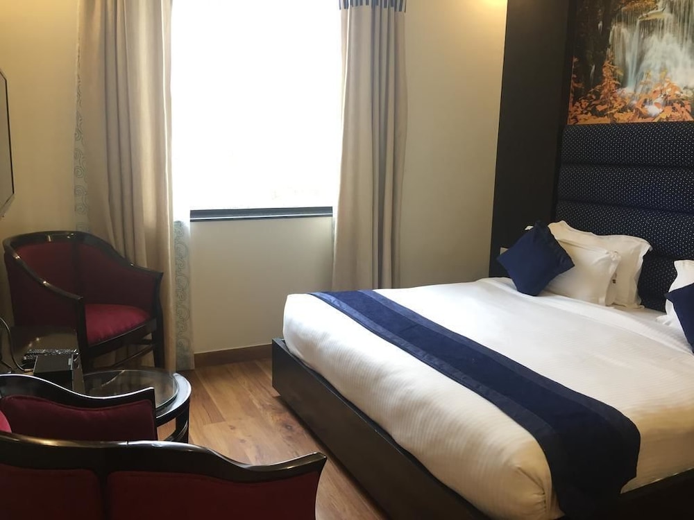 hotel pearl blue agra
