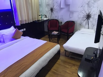 hotel pearl blue agra