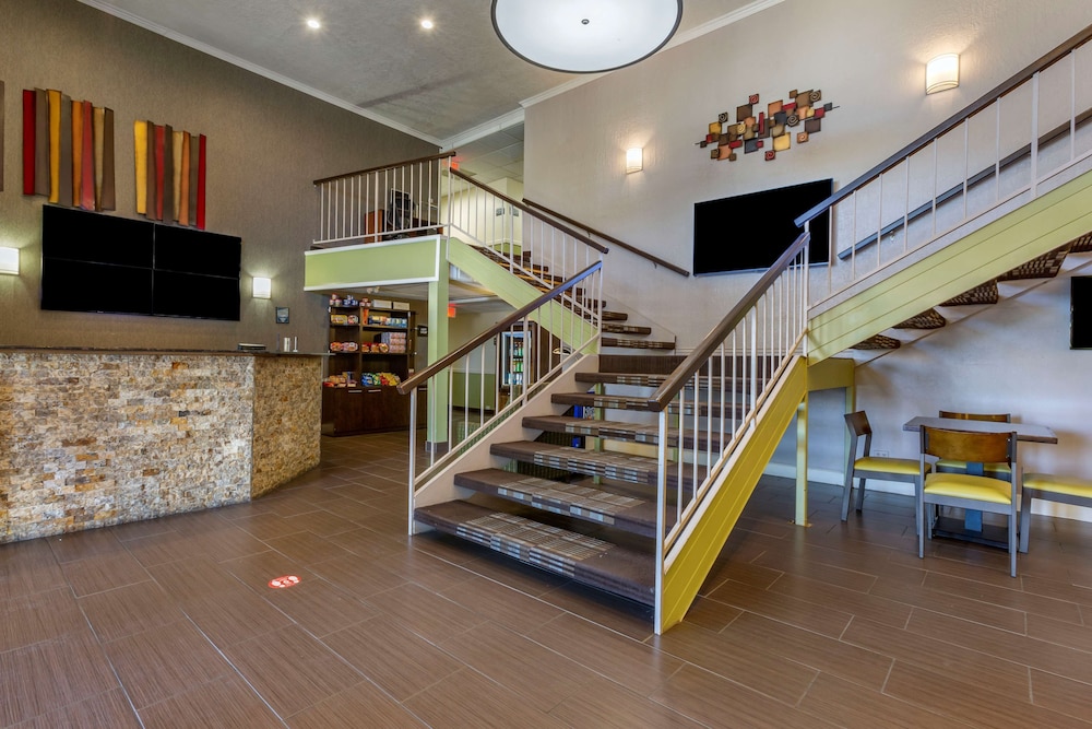 best western airport albuquerque innsuites hotel and suites
