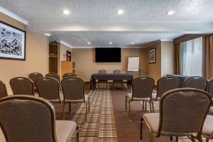 best western airport albuquerque innsuites hotel and suites