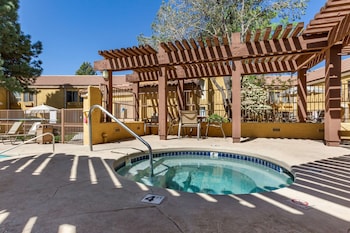Best Western Airport Albuquerque Innsuites Hotel & Suites,Near Puerto Del Sol Golf Course,4 star
