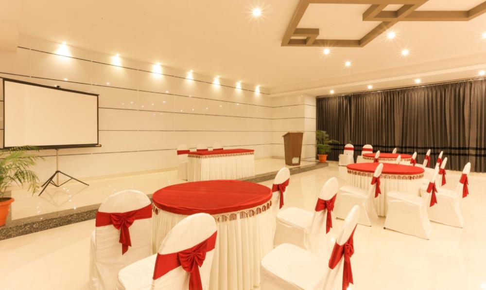 treebo sunrise ig road