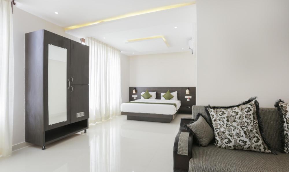 treebo sunrise ig road