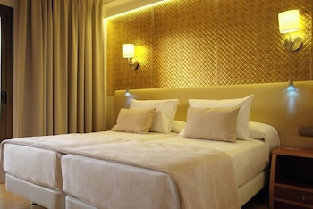 invisa hotel la cala adults only