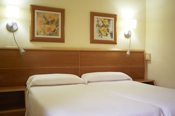 invisa hotel la cala adults only