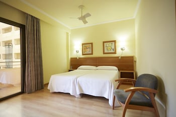 invisa hotel la cala adults only