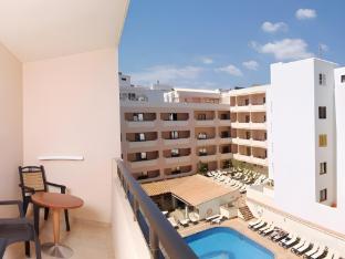 invisa hotel la cala adults only