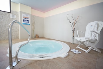 invisa hotel la cala adults only