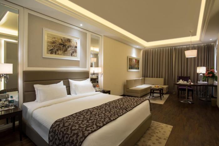 singhania sarovar portico