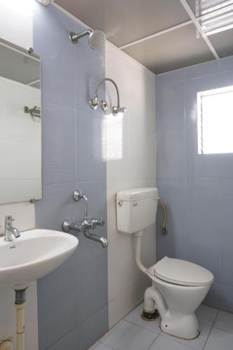 hotel pavitra
