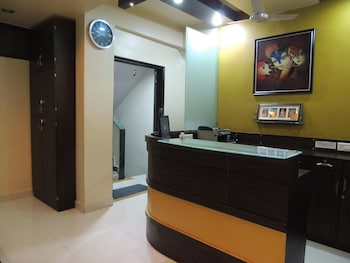 hotel pavitra