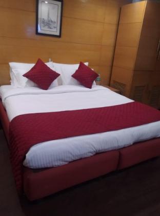 Hotel Daffodils,Connaught Place,2 star