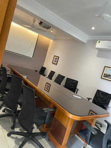 tgr suites