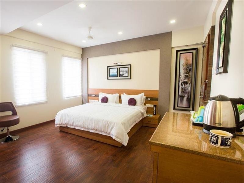 adore residency vadapalani