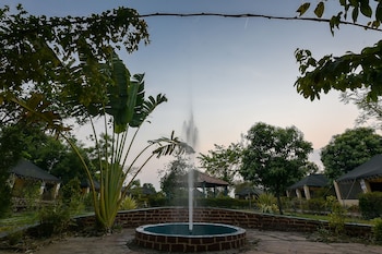 camp serai tiger tadoba