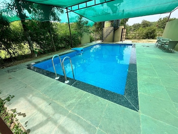 camp serai tiger tadoba