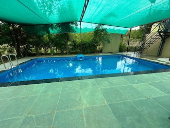 camp serai tiger tadoba