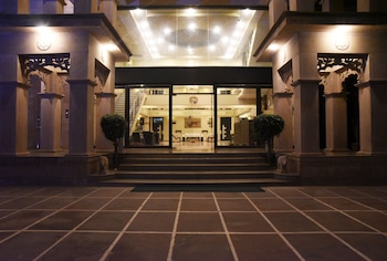 Bijainagar Fort By 1589,Beawar>>Ajmer,4 star