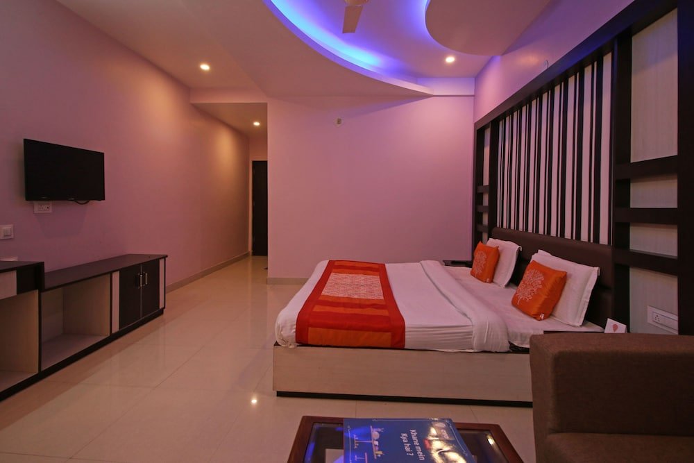 hotel vijay international