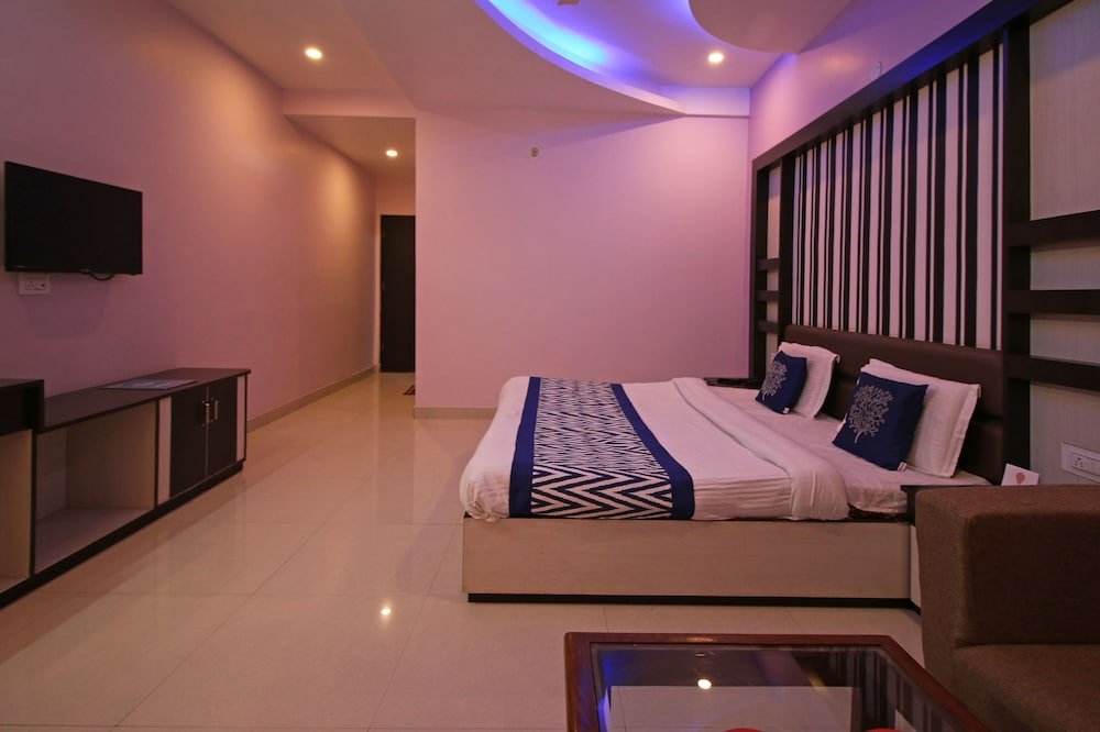 hotel vijay international