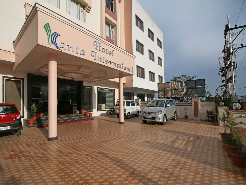 hotel vijay international