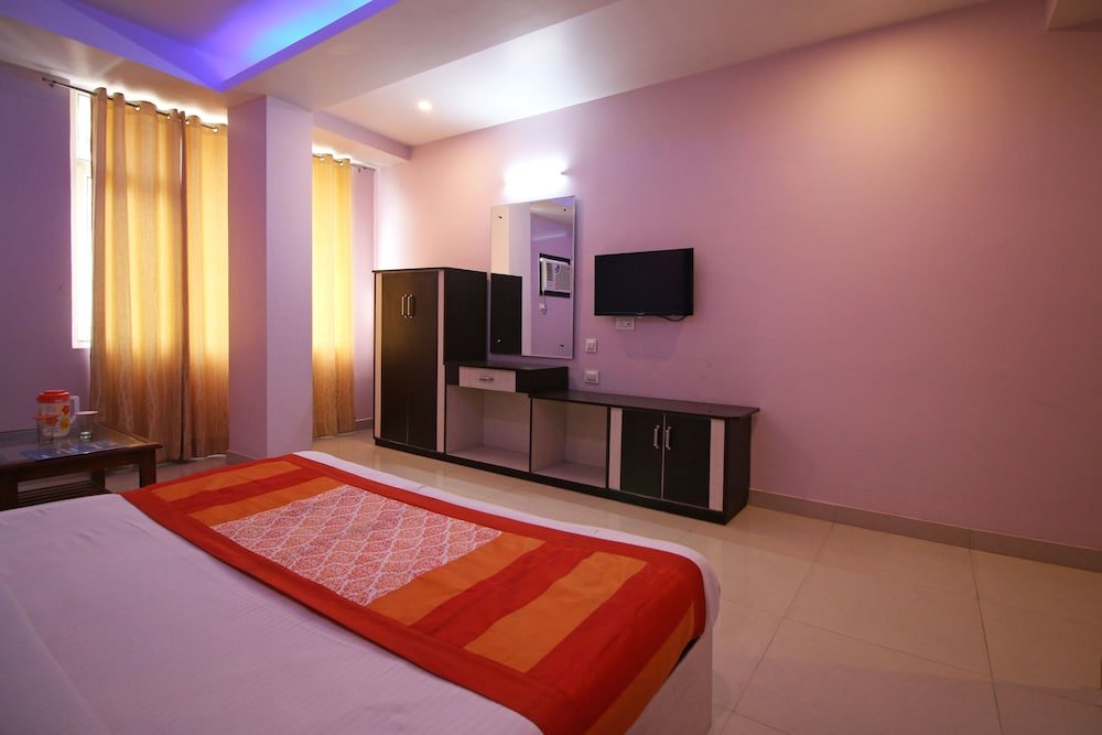 hotel vijay international