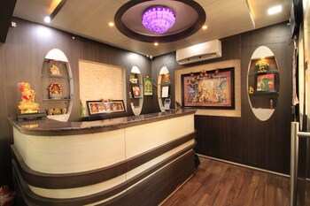 Viswa Service Apartments,Lourdhu Nagar,3 star