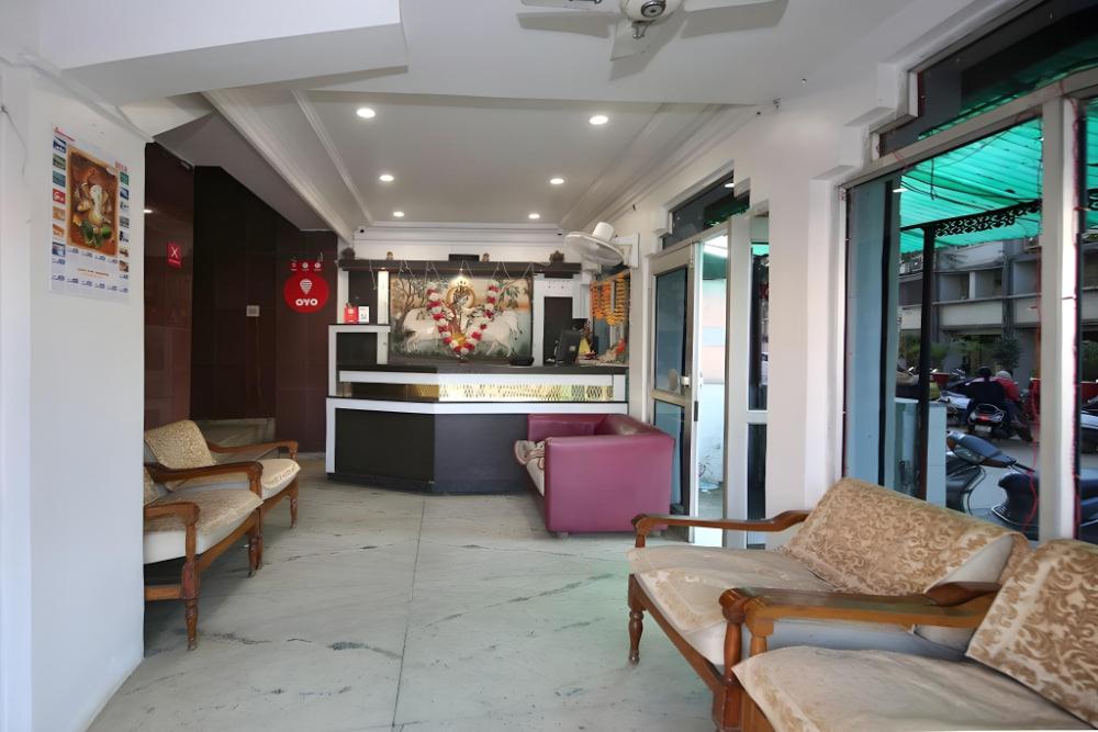 oyo 9305 hotel dwarika inn