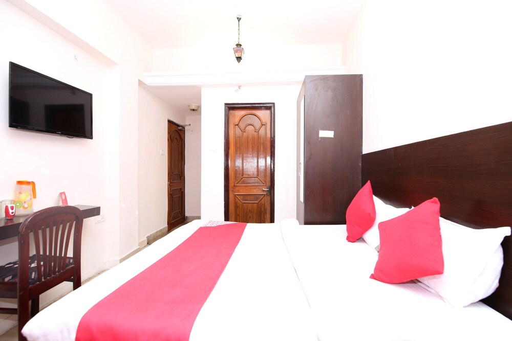 oyo 9305 hotel dwarika inn