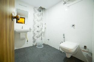 hotel plaza heights
