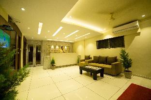 hotel plaza heights