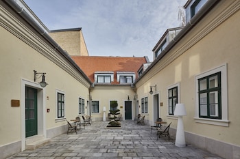 Maison Bistro & Hotel,Budapest City Centre>>Budapest,4 star