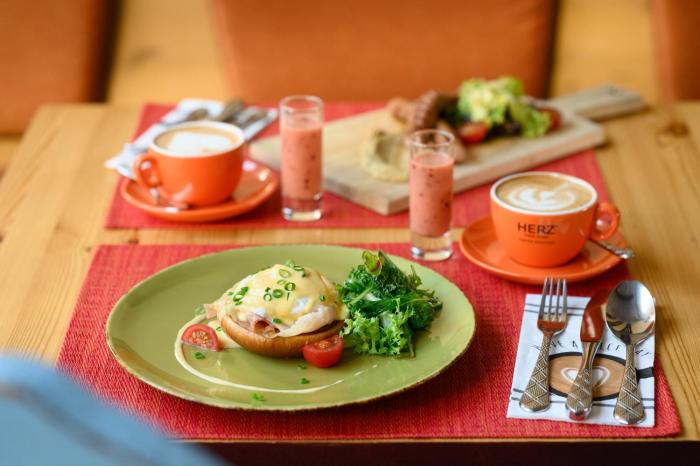 maison bistro and hotel